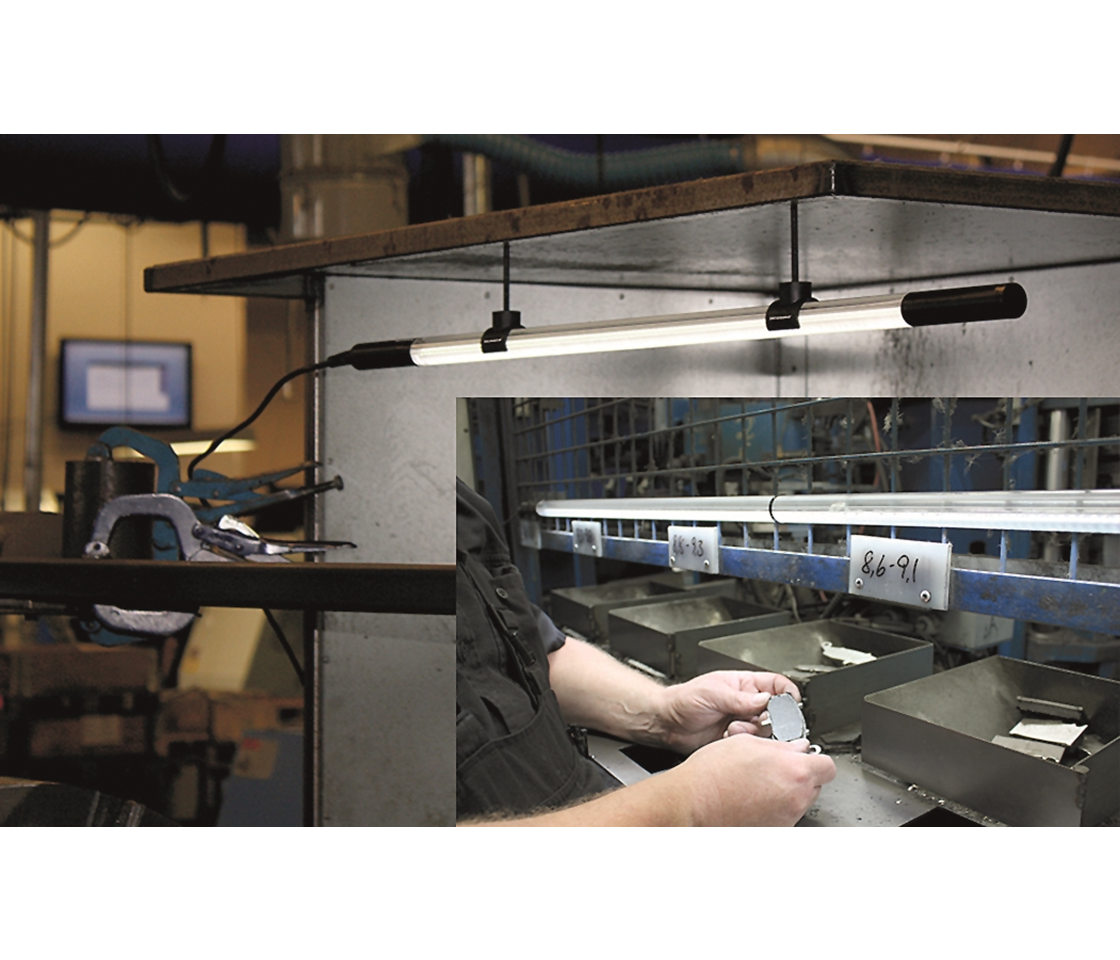 LINE LIGHT 160, 1300 LUMEN