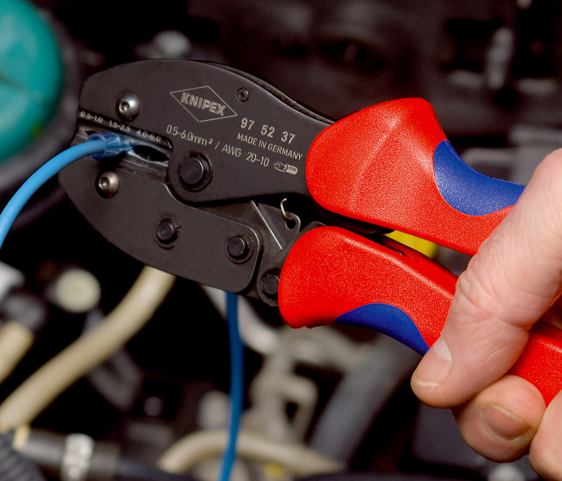 Crimping pliers