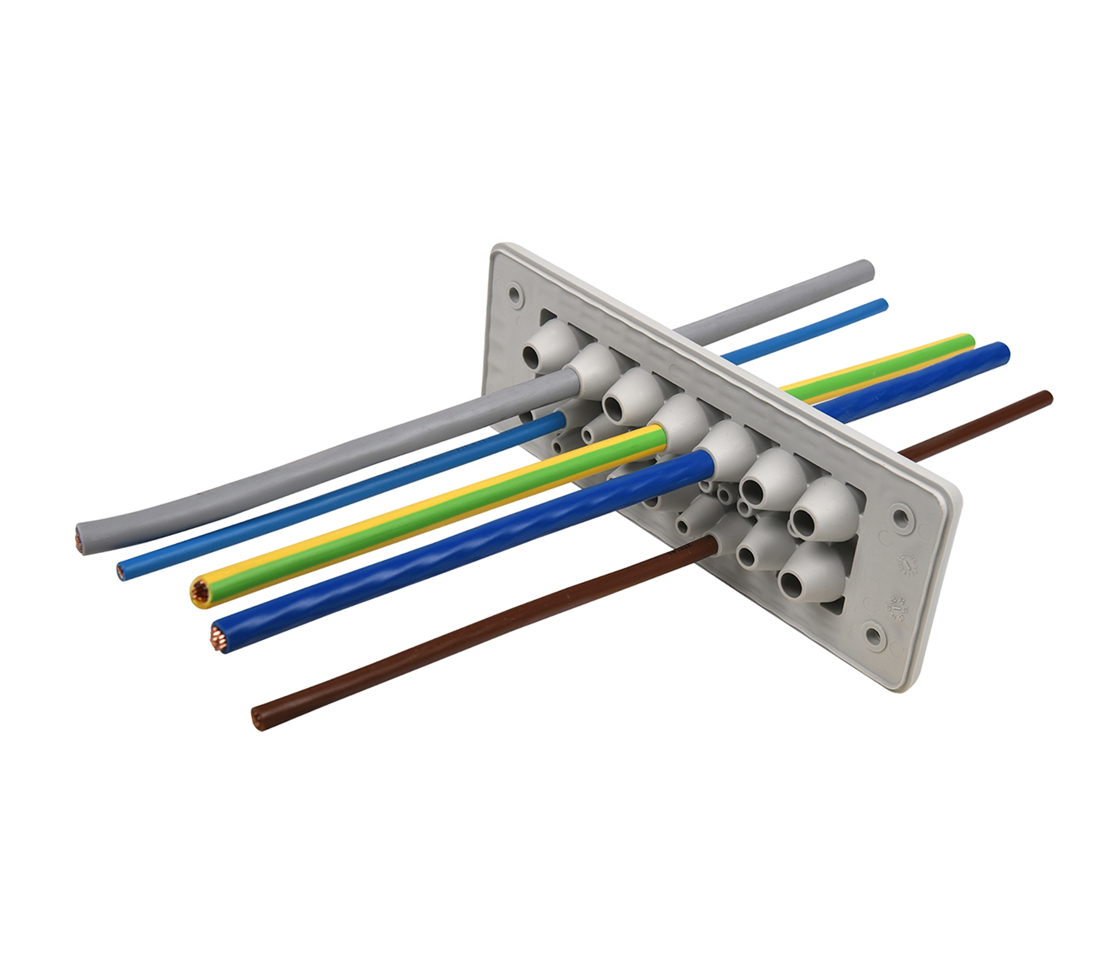 Cable entry plates